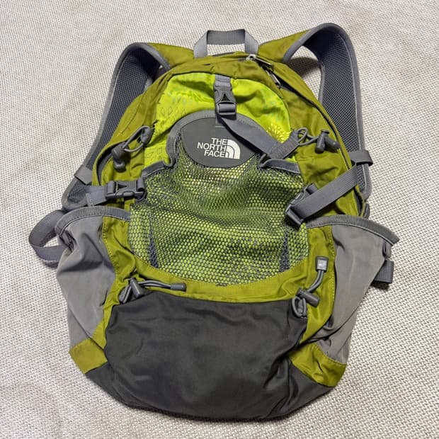 노스페이스 루시아 23L 백팩