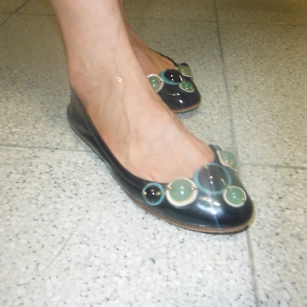 Miu miu motif flat shoes