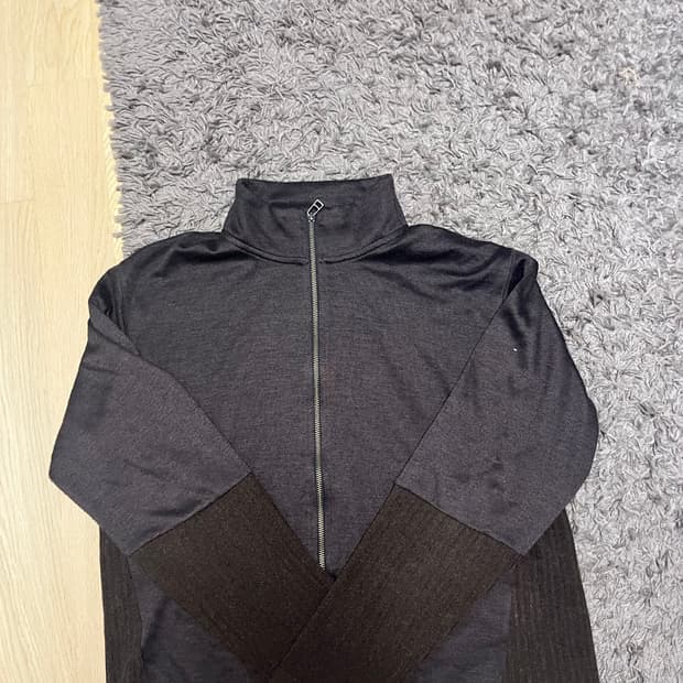 해칭룸 더블 슬리브 집업 가디건