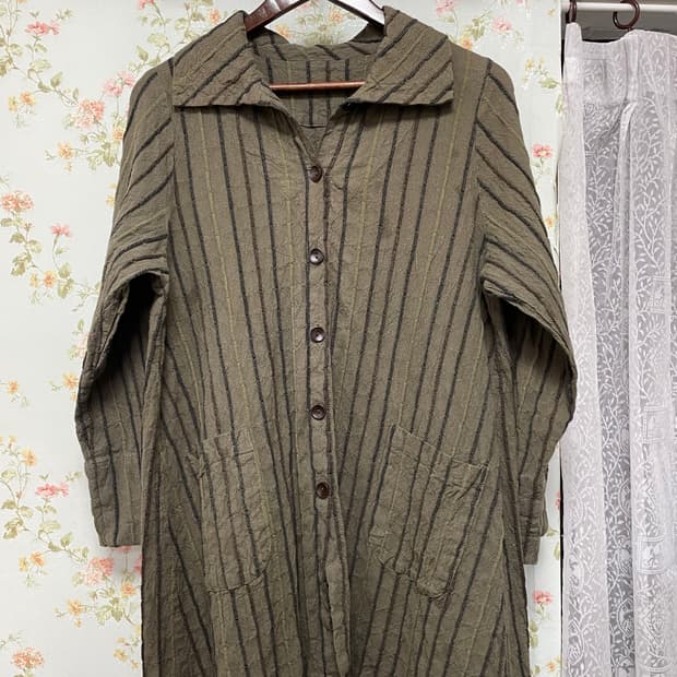 올리브 스트라이프 롱 셔츠