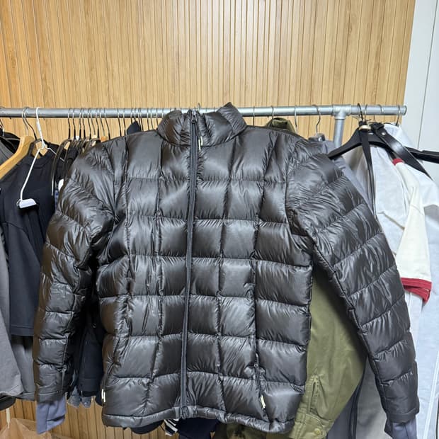 999휴머니티 모듈러 라이트 구스 퍼퍼 블랙 2사이즈