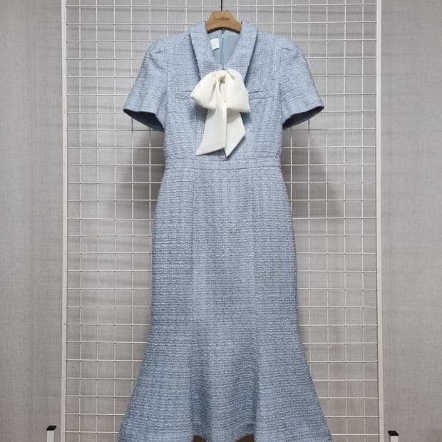 비에이유 바이 브라이드앤유 트위드원피스 (새상품급)