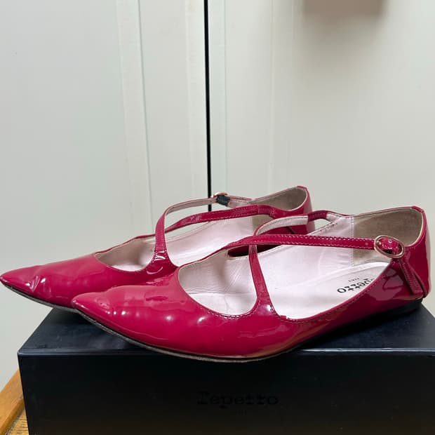 레페토 프리다 딥핑크 (39사이즈)