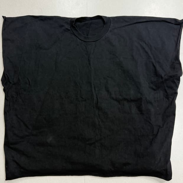 YZY Blank Tee 2