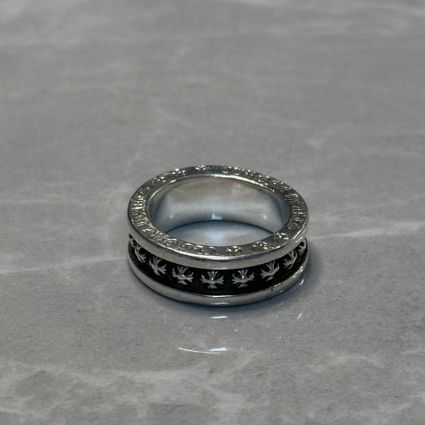 Chrome hearts mini plus ring