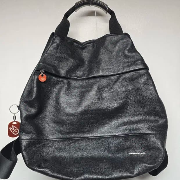 가방)만다리나덕 멜로우 레더 백팩