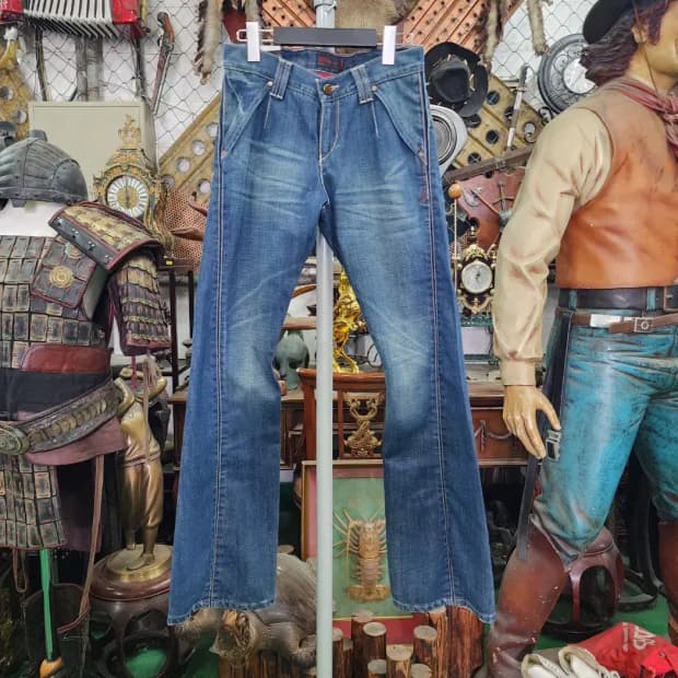 [Levis] 리바이스 엔지니어드진 여성 구제 부츠컷 청바지w67/92