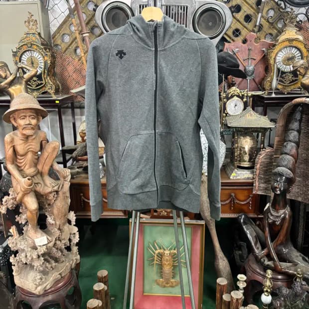 데상트 남녀공용 진그레이  후드 집업 100