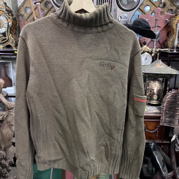 게스 (GUESS) 폴라 터틀넥 니트