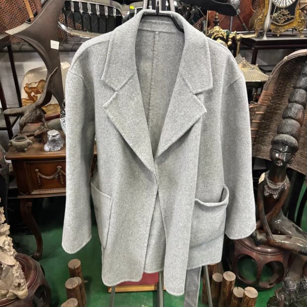 그레이 울 혼방 오버사이즈 벨티드 코트 100% 양모