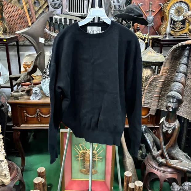 LOHNT (론트) 블랙 니트 스웨터-세탁으로 인한 기장 수축