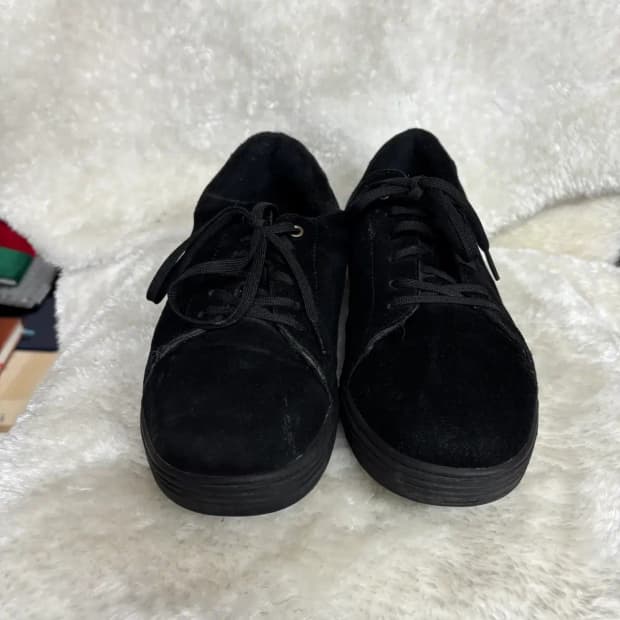 엘르옴므(ELLE HOMME) 내피 털 블랙 스웨이드 스니커즈