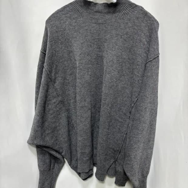 자라(Zara)그레이 오버사이즈 반폴라 니트 스웨터XL