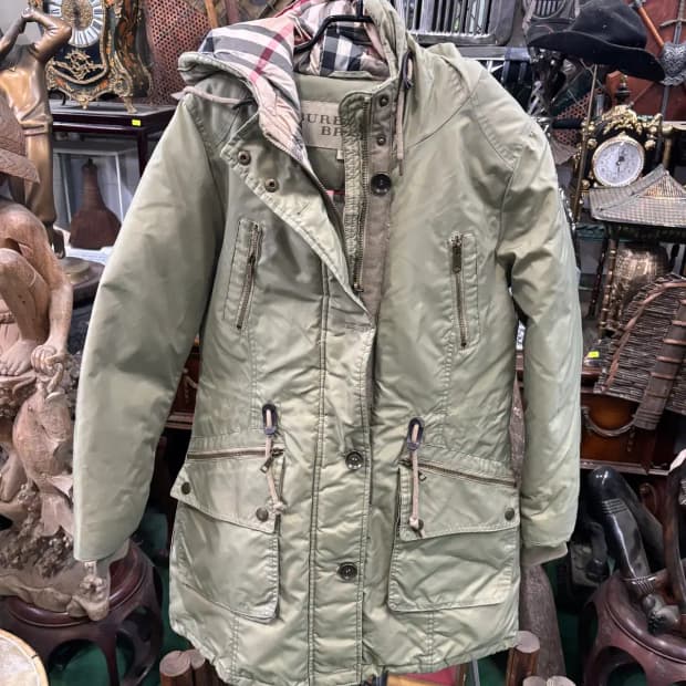 버버리 브릿(Burberry Brit) 야상 거위털 패딩 재킷 점퍼