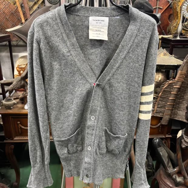 톰 브라운(Thom Browne)사선 완장 메리노 울 가디건