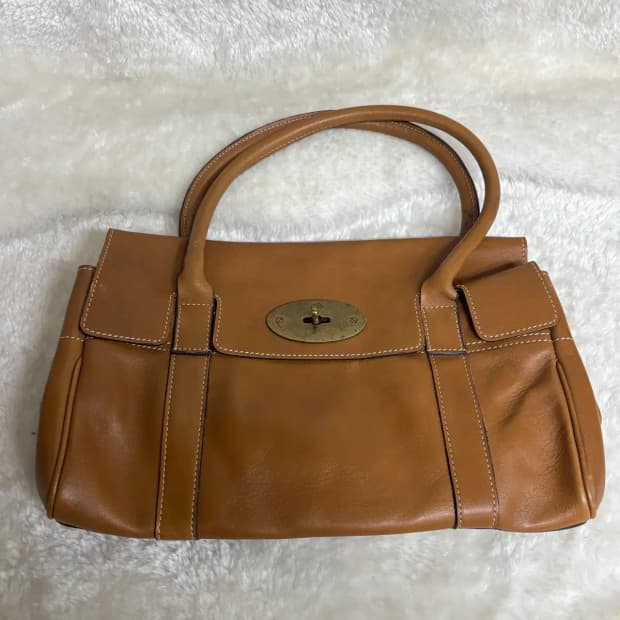 멀버리(Mulberry)베이스워터 토드백