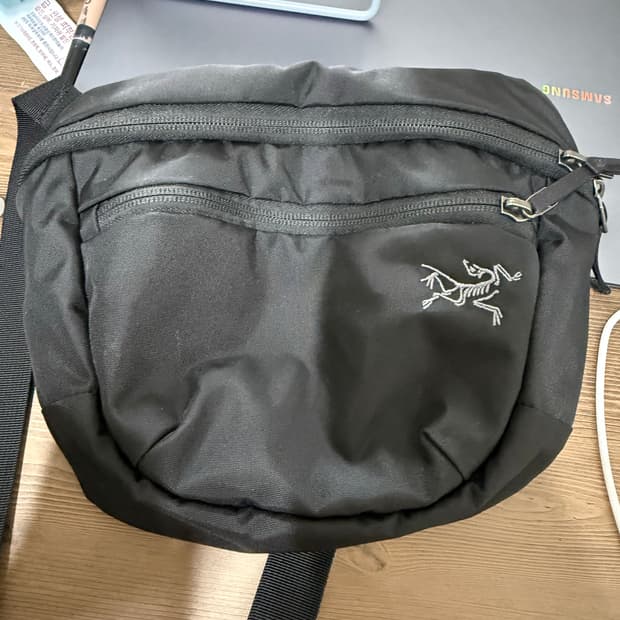 아크테릭스 맨티스 2 웨이스트팩 블랙 