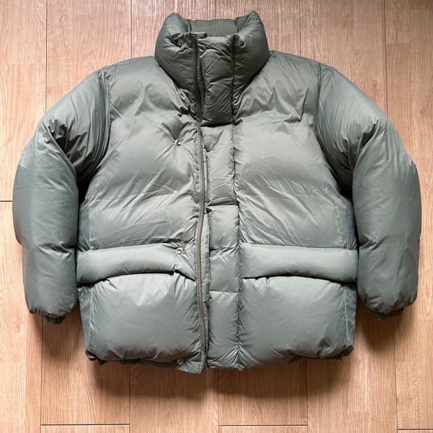 [M] 에센스룸 리저렉션 나일론 아크틱 파카 패딩 카키