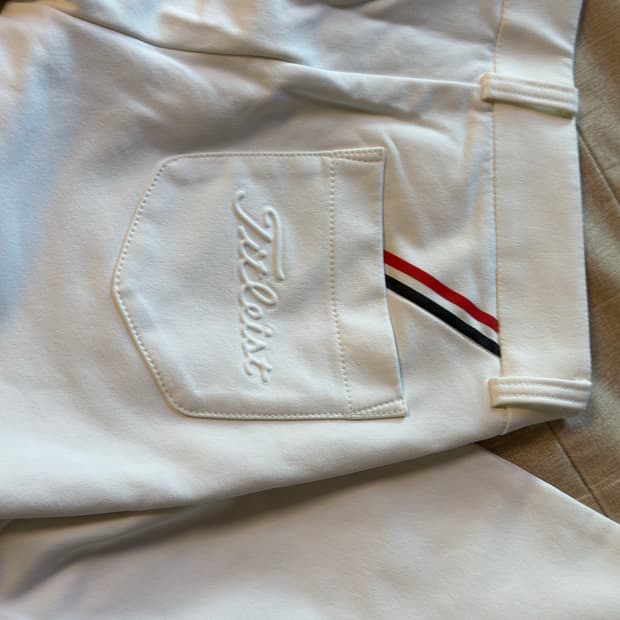 타이틀리스트 화이트 팬츠 25 사이즈