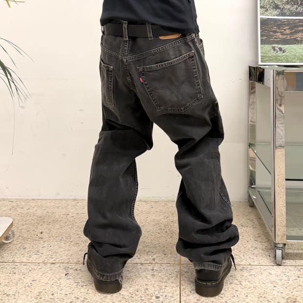 리바이스 505 레귤러 스트레이트 블랙