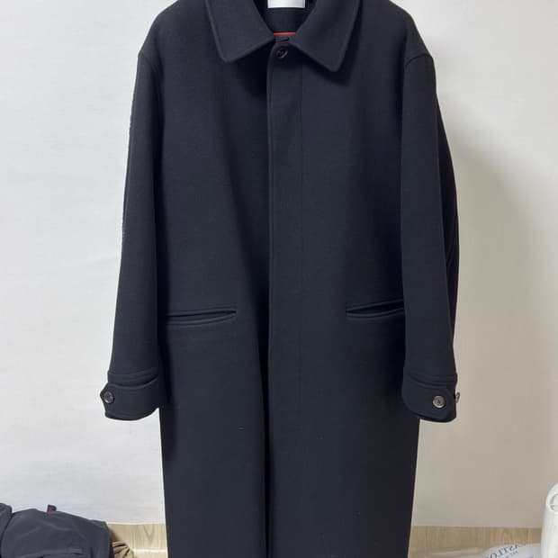 아워셀브스 23FW 맥 코트: 블랙 / 2