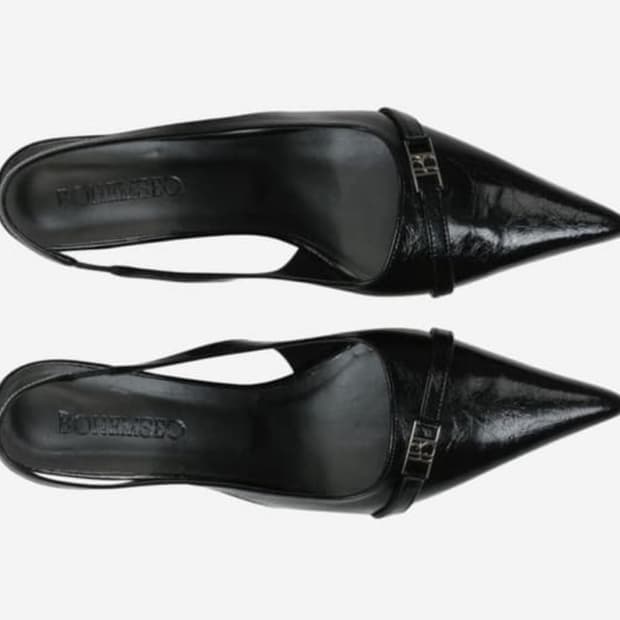 보헤미안서울 23 메탈 라벨 슬링백 245