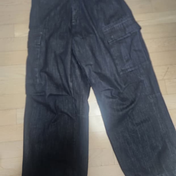 해칭룸 르세라핌 데님 카고팬츠 3 사이즈 팝니다
