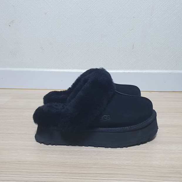 어그 디스케트 털 슬리퍼 225~230
