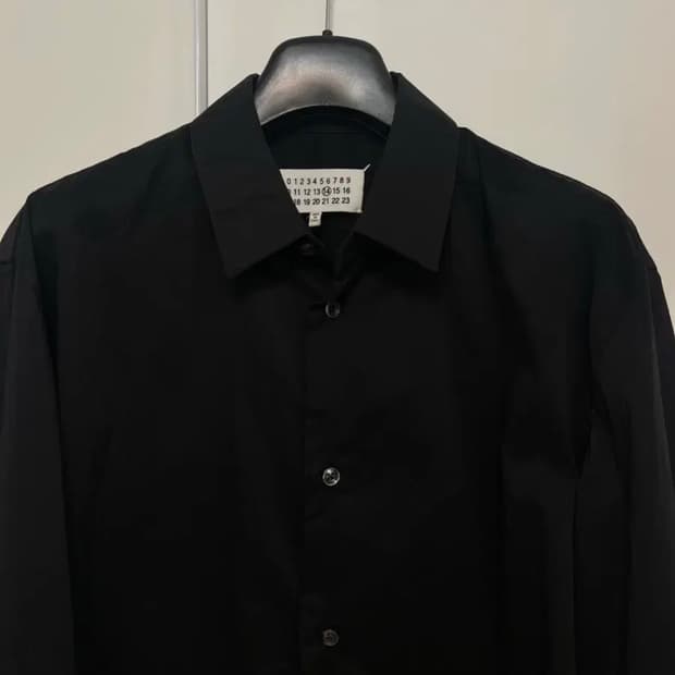 마르지엘라 크링클셔츠 블랙