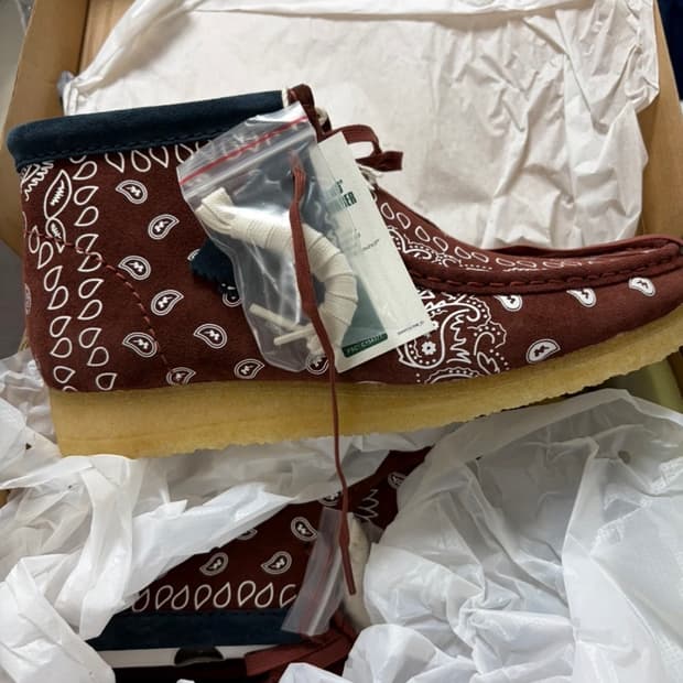 클락스 왈라비 브릭 페이즐리 265 