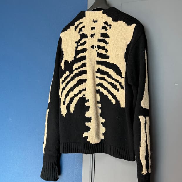 캐피탈 본 니트 가디건 블랙 (3)