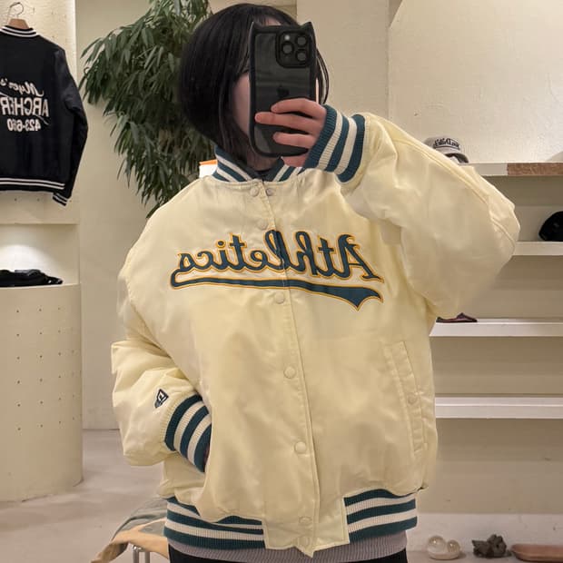 뉴에라 애슬레티코 바시티 점퍼 U164