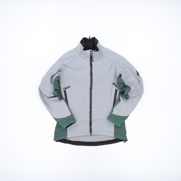 8 하드웨어 후리스 집업 0407H1