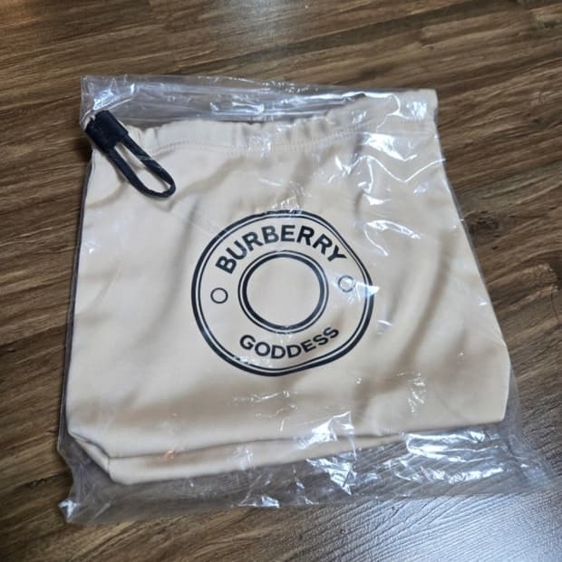 버버리버버리 뷰티 파우치 [정품 새상품]