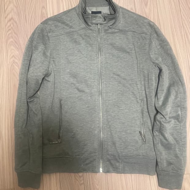 자라 맨 집업 자켓 그레이 회색 M 사이즈입니다  사실분 연락주세요 ~