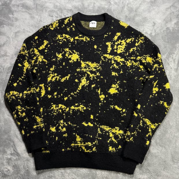 자라 블랙/옐로우 패턴 니트