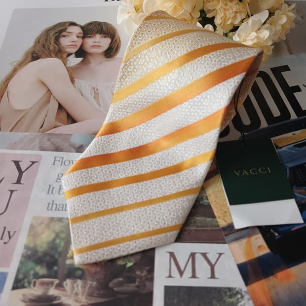 바씨 실크 옐로우 스트라이프 넥타이 8.7cm 새상품 A19097
