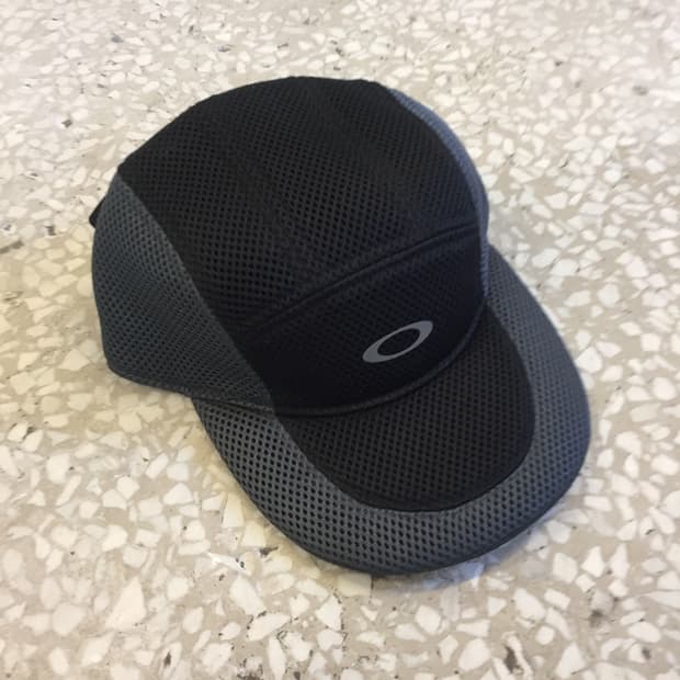 Oakley Mesh Black Cap