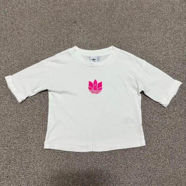Xs 아디다스 크롭탑 반팔