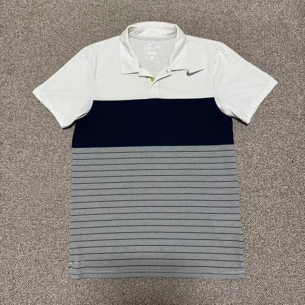 L 나이키 드라이핏 스트라이프 반팔 카라티