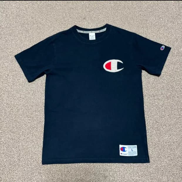 L 챔피온 빅로고 반팔 티셔츠