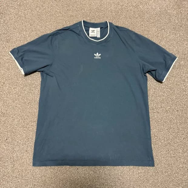 L 아디다스 반팔