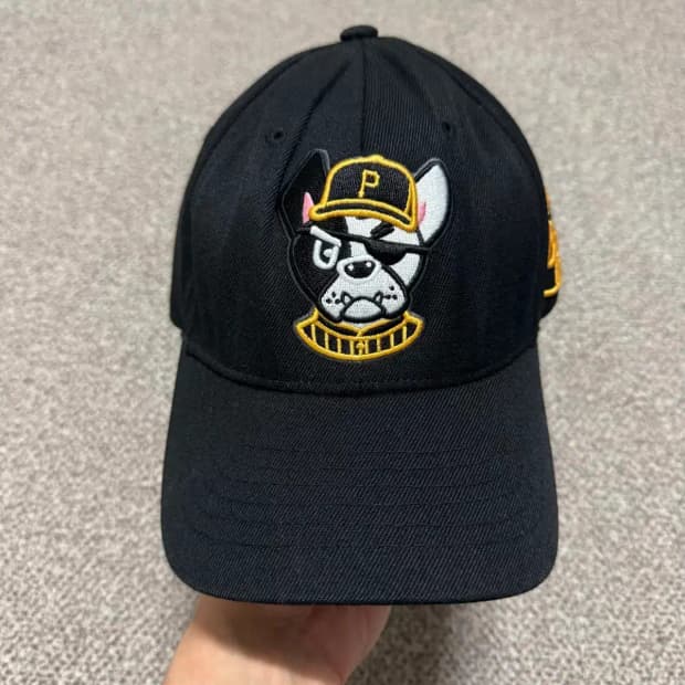 M-XL 엠엘비 볼캡