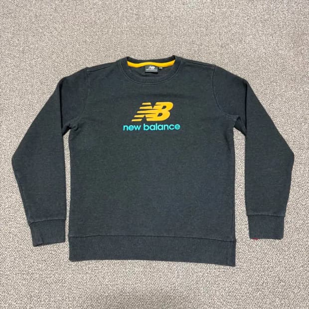 90 뉴발란스 맨투맨