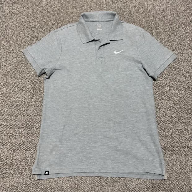 M 나이키 스우시 반팔 카라티