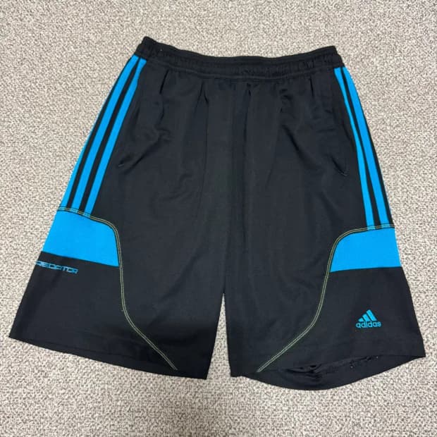 105 아디다스 프레데터 반바지