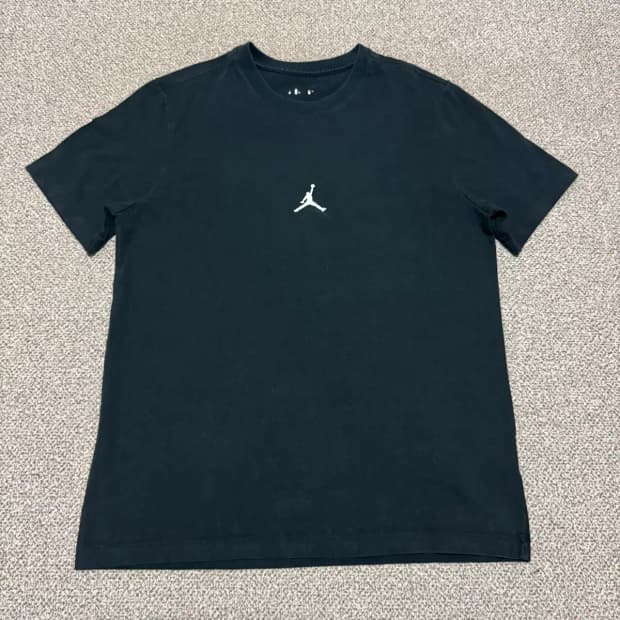 L 나이키 조던 반팔