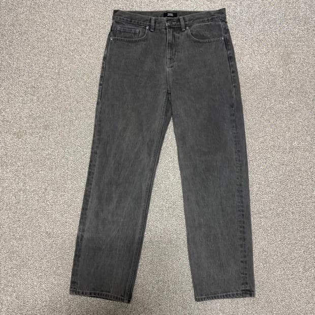 33 무신사스탠다드 흑청바지