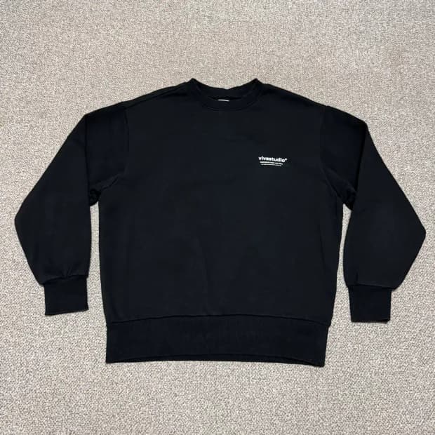 M 비바스튜디오 블랙 맨투맨