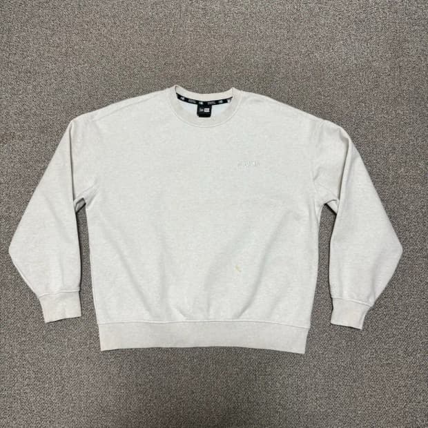 100 뉴에라 맨투맨